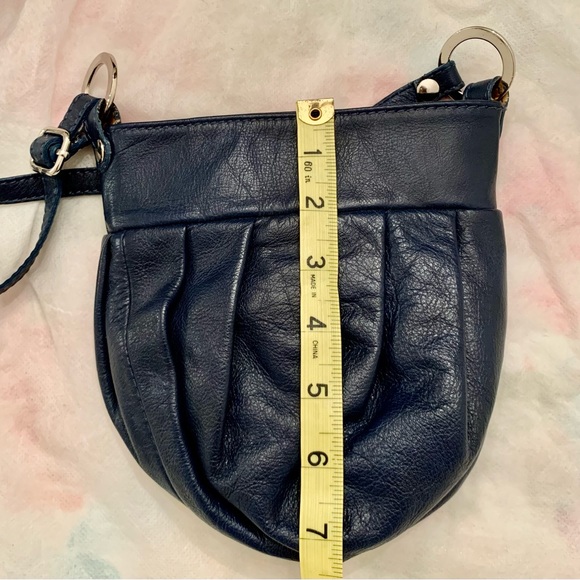 Vera Pelle Italian Leather Navy Crossbody Purse - Picture 5 of 11